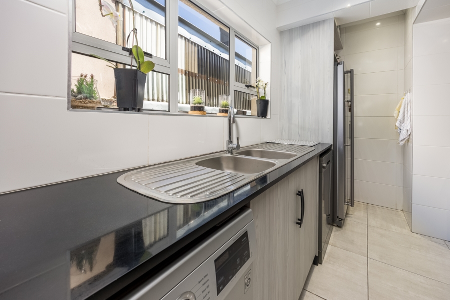 4 Bedroom Property for Sale in Belhar Western Cape